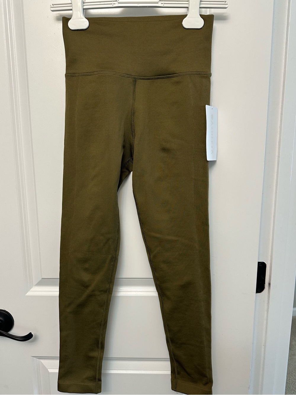 NWT Athleta Aurora Seamless Tight Leggings - Olive Green - Size S